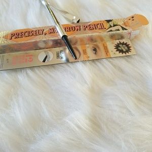 2 Benefit brow pencils RESERVED